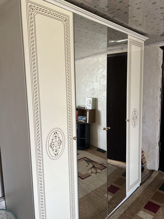 Продам кровать и шкаф