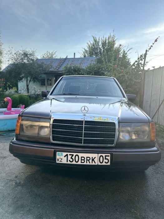 Мерседес 124 продам срочно