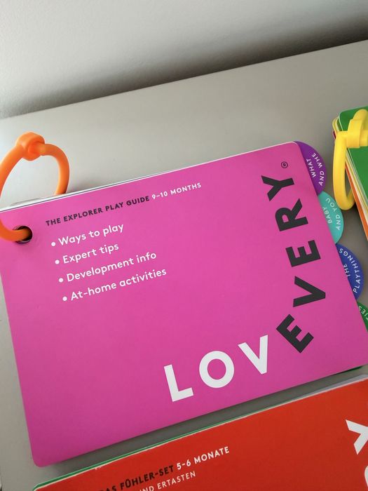 Интерактивни бебешки книжки “LOVEVERY” (play guides)