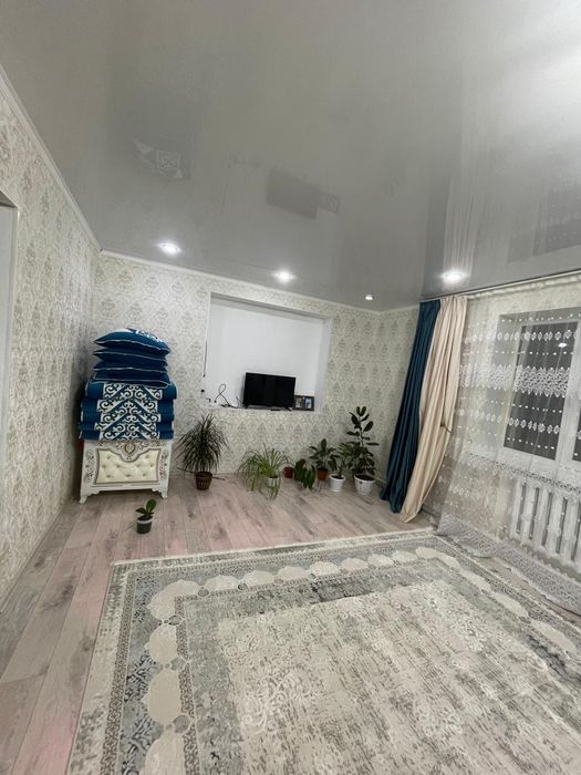 Продаётся дом с участком