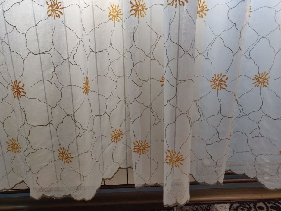 Perdea 2,30x3,60 m si 1,73x2,70 m