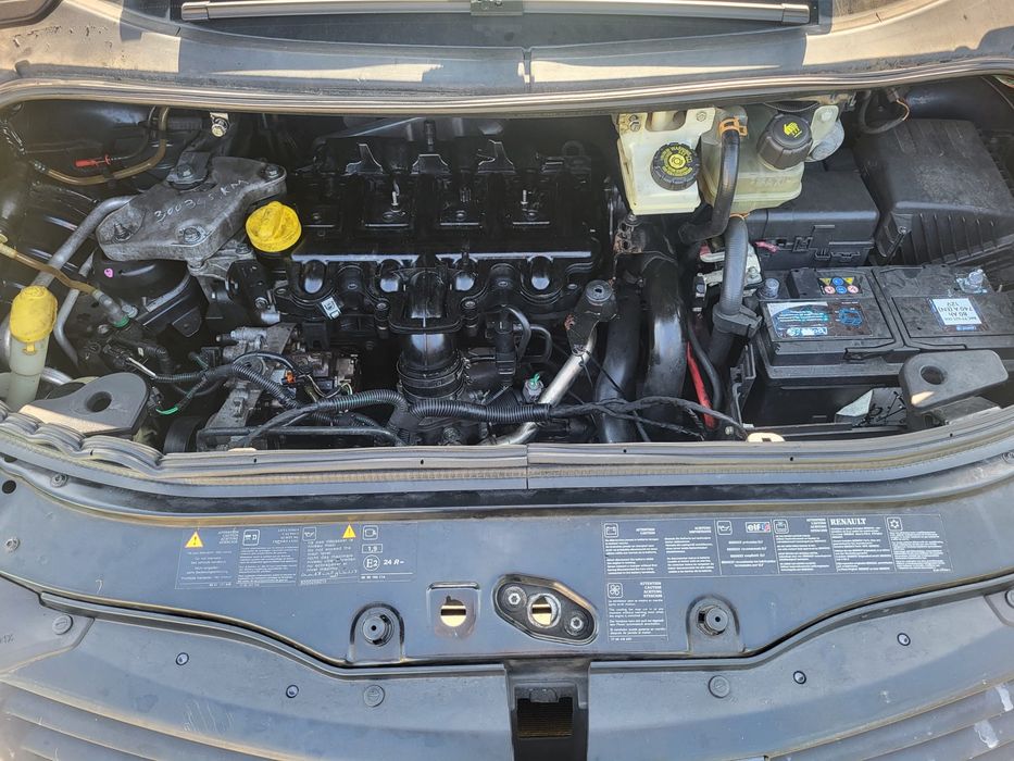 Vand  Renault espace motorizare 2.2 dci