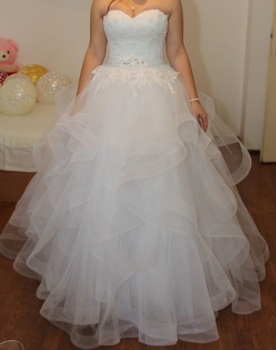 Дизайнерска булчинска рокля