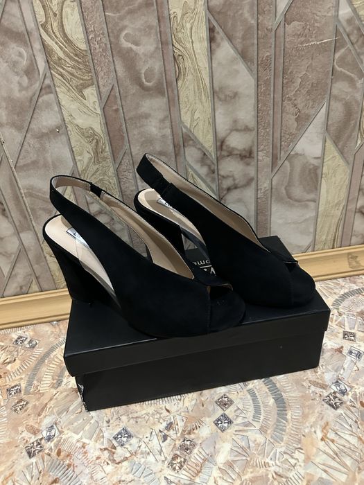 Продам туфли черные