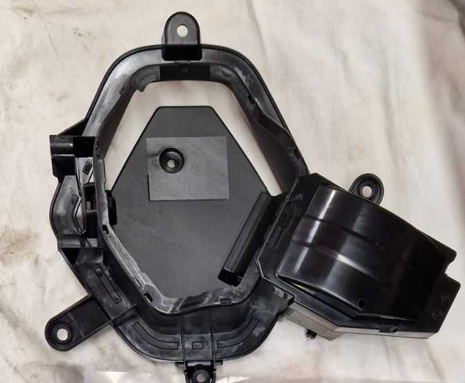 Основа монограм Рено Зое