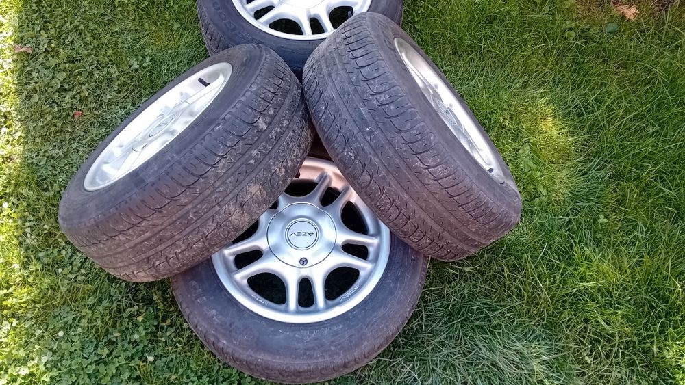 5/112/57.     205/60/15