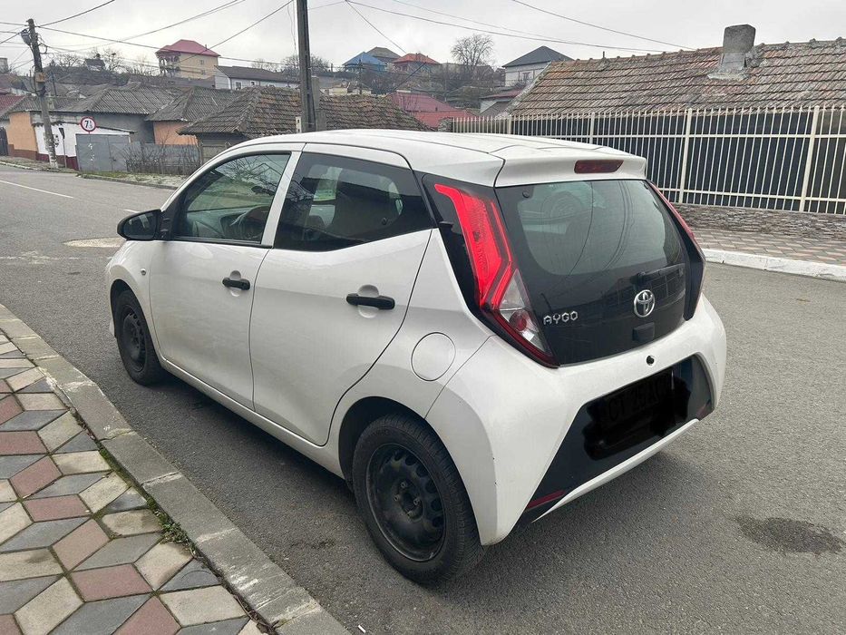 Ma vindeeee! TOYOTA AYGO