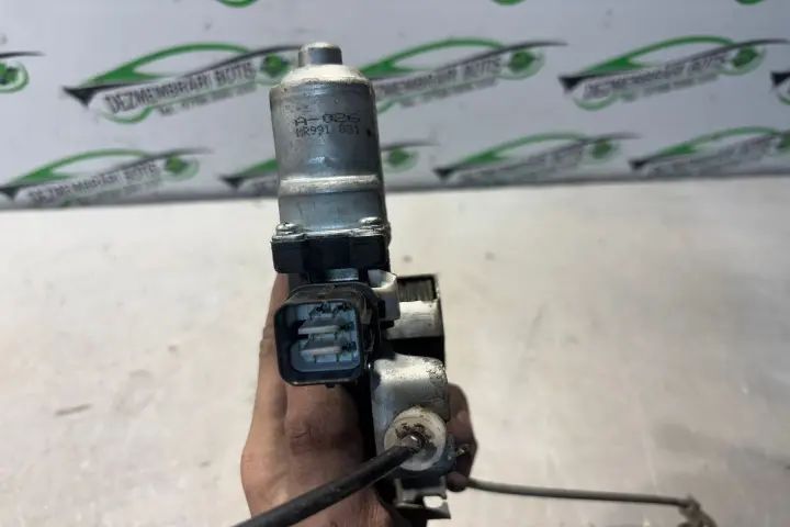 Macara geam fata stanga electrica MR991 831 Mitsubishi Lancer 2001