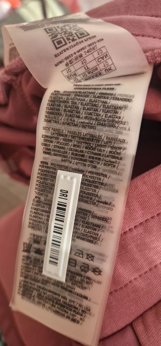 Спортивный костюм GUESS б/у для девочки