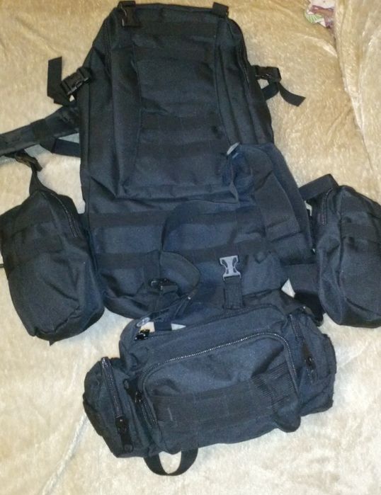 Прочный вместительный Рюкзак