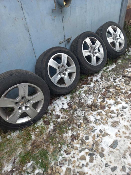 vand jante cu anvelope in stare buna 205/55 r16