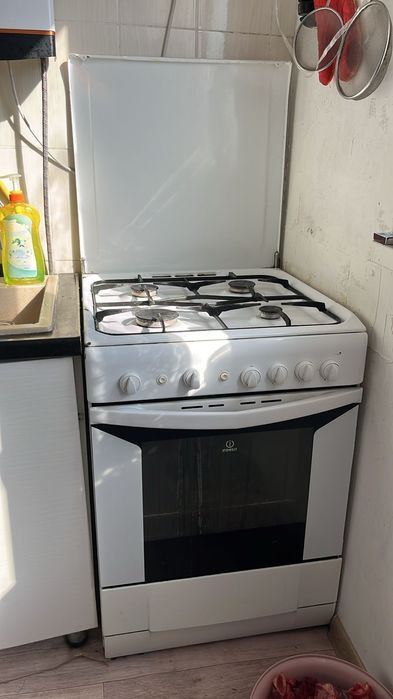 Indesit газовая плита