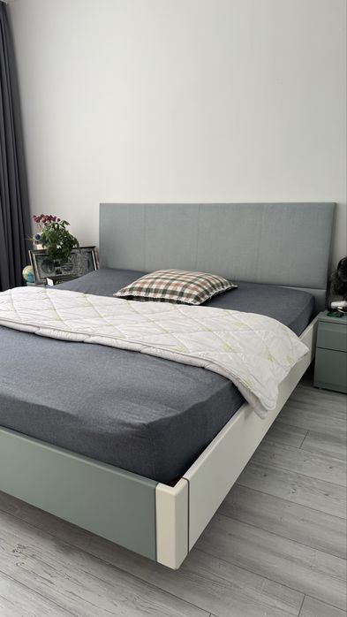 Кровать двуспальная 2х2