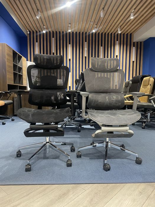 Офисное сеточное кресло для руководителя для отдыха и для работы