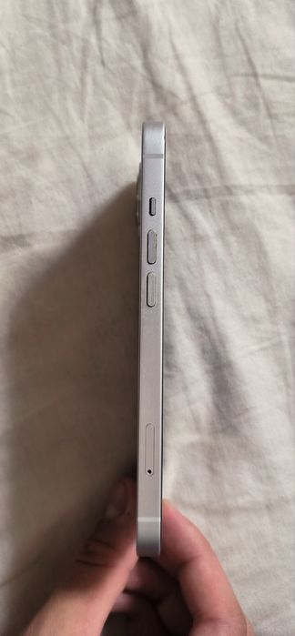 iPhone 13 128gb като нов