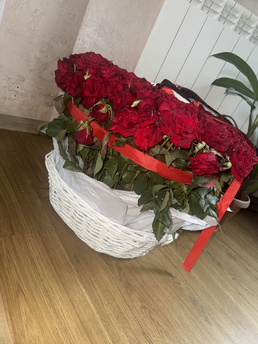 корзина из 101 роз