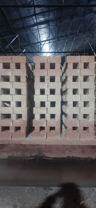 Pishgan va xom gʻisht bor