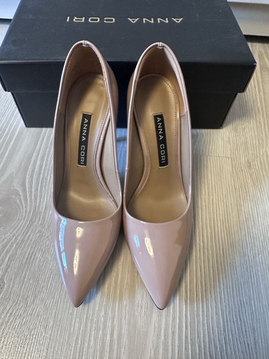 Pantofi Anna Cori , marimea 37, piele lacuita