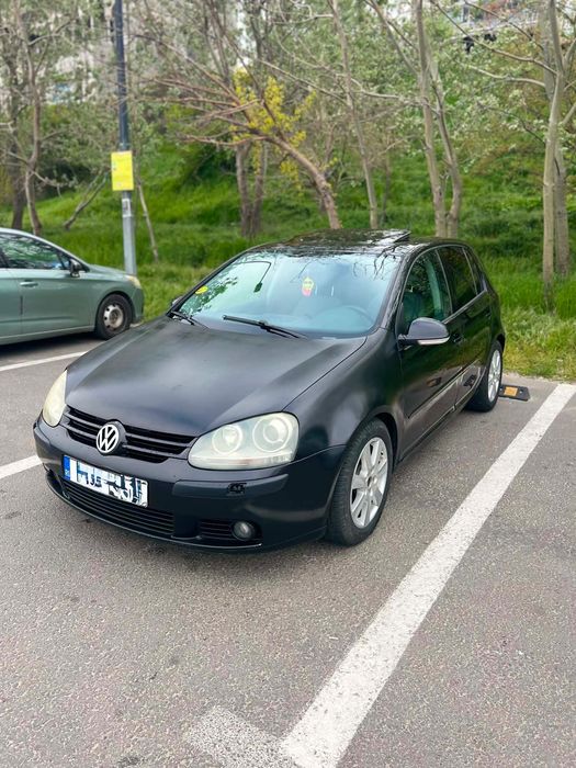 Vând golf 5 2009