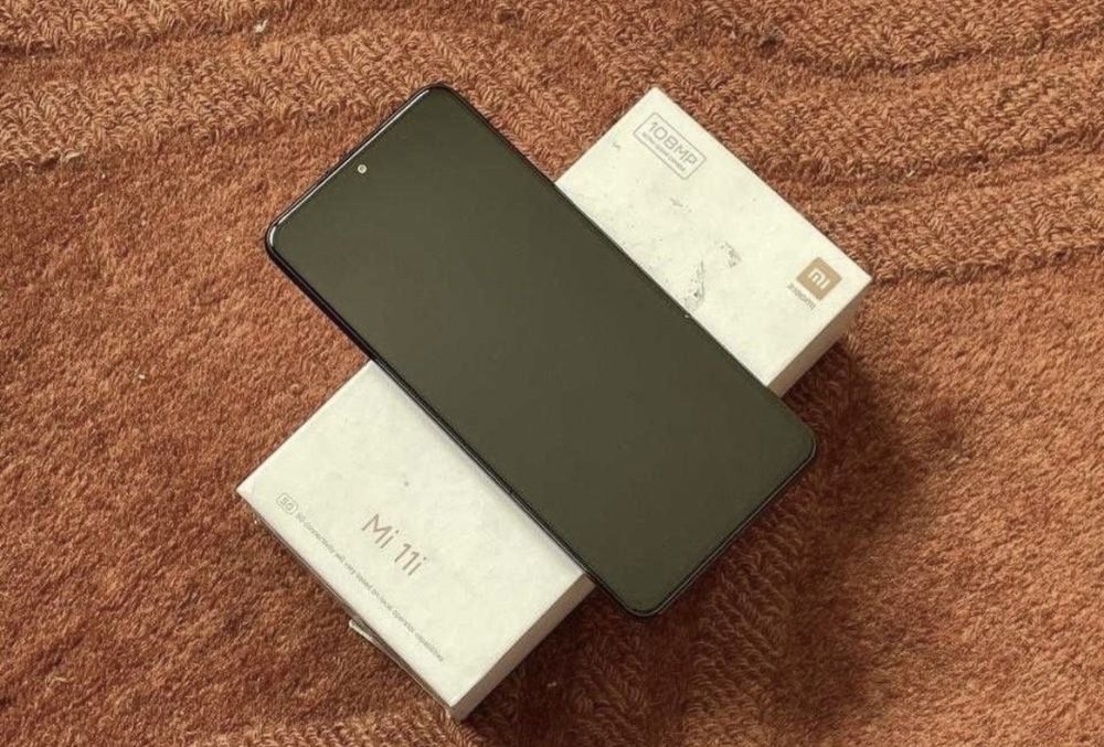 Xiaomi Mi 11i 5G; 256 GB; Cosmic Black