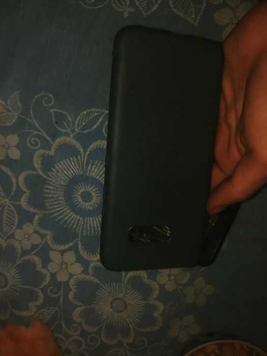 telefonlar uchun G'iloflar