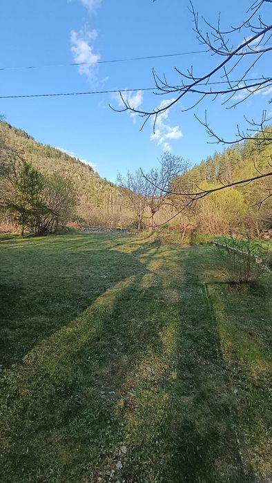 Продава ВИЛА с. Бистрица обл. Благоевград