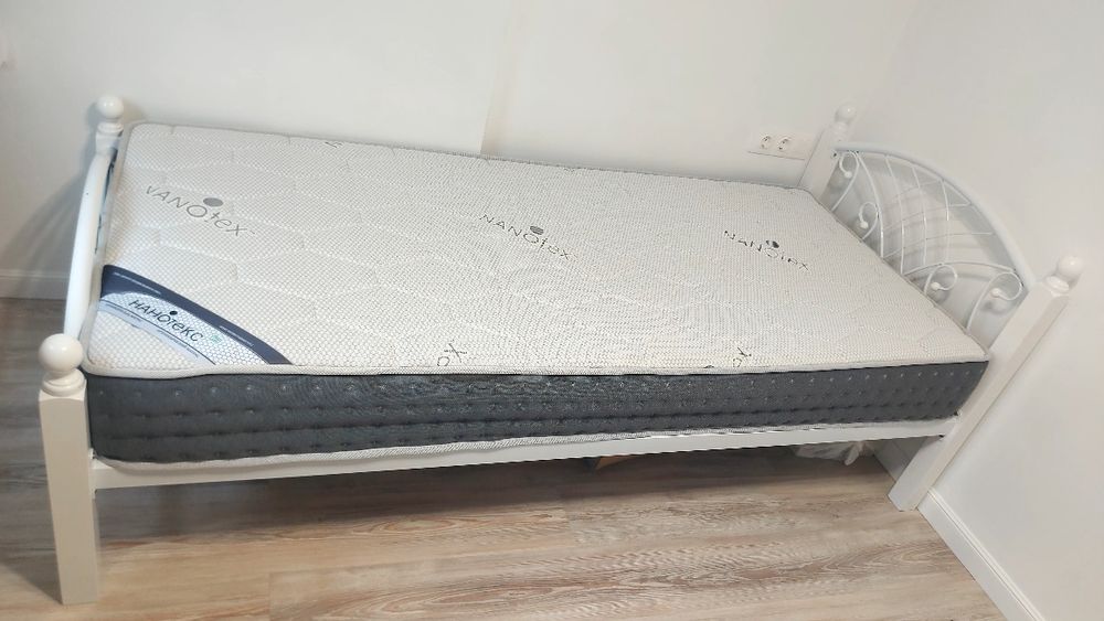 Продам кровать для девочки