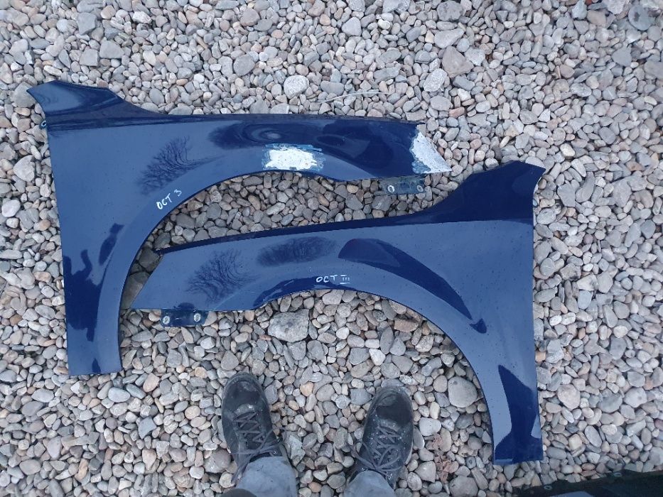 aripa fata Skoda Octavia 3