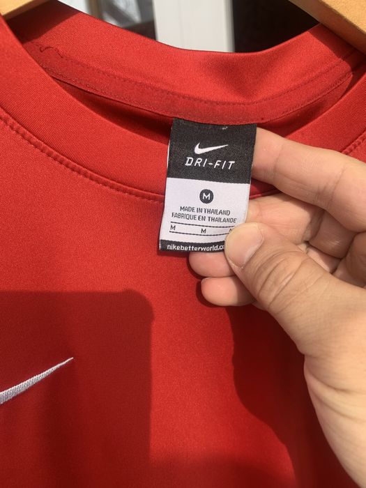 Футболка nike спортивная