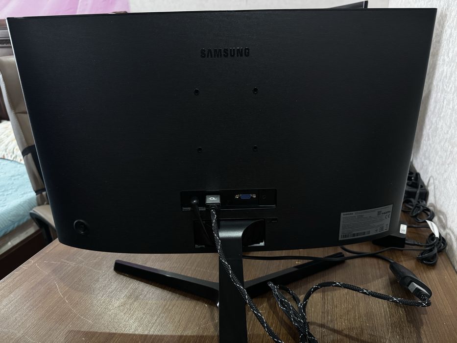 Монитор самсунг)