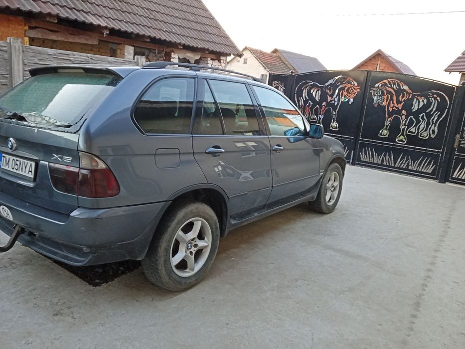 Vând Petru dezmebrari