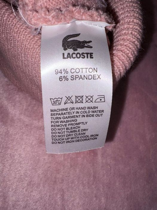 Căciulă Lacoste Roz Rose eticheta