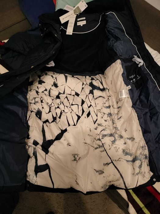 geaca de dama TOM Tailor marimea 46 250lei pret FIX, NOU cu eticheta