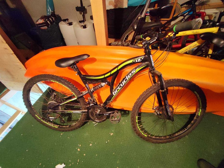 Vând bicicleta mountain bike, full suspension, pliabila