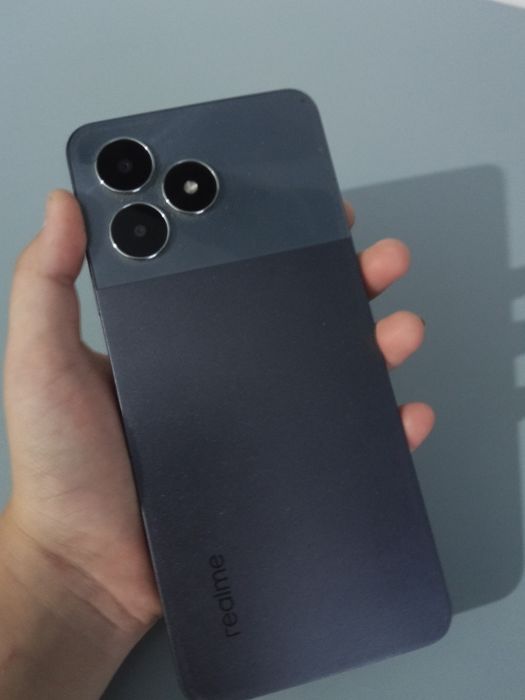 Realme Note 50 в хорошем состоянии