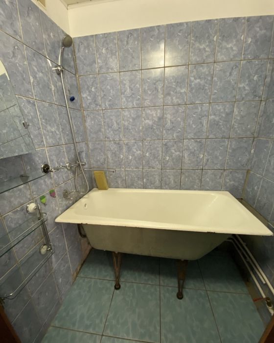 Продам 4-х комн. квартиру !!!