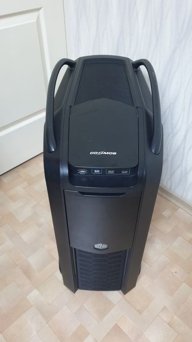 Корпус компьютерный "Cooler master cosmos II"
