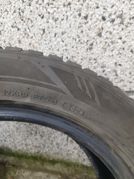 Зимни гуми 205 55 16 laufenn