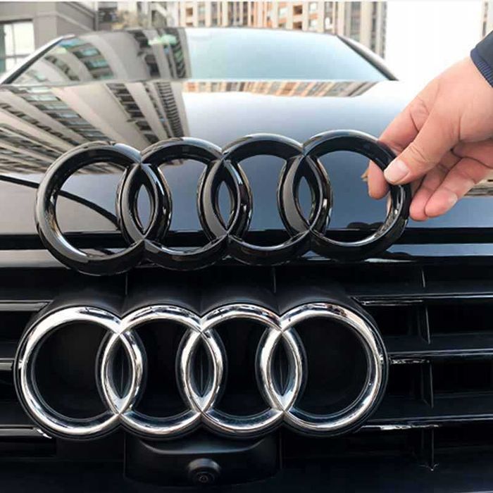 емблема Ауди Audi A1 A3 A4 A5 A6  черен гланц предна решетка 273мм