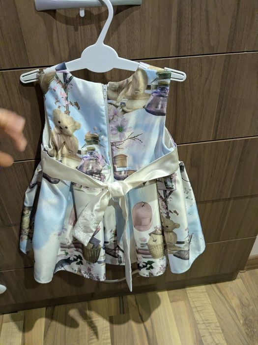 Празнична рокля за бебе