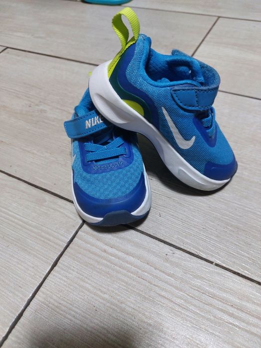 Adidasi  bebe marime 19.5 Nike