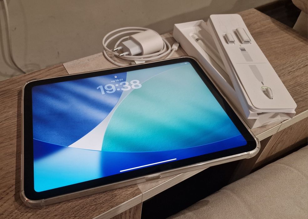 Таблет Ipad 10, 64 gb и Apple pencil 1