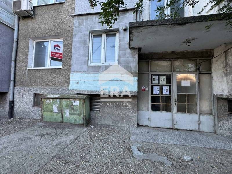 ЕКСКЛУЗИВНО! ЕРА ДРЪСТЪР предлага за продажба двустаен апартамент зад