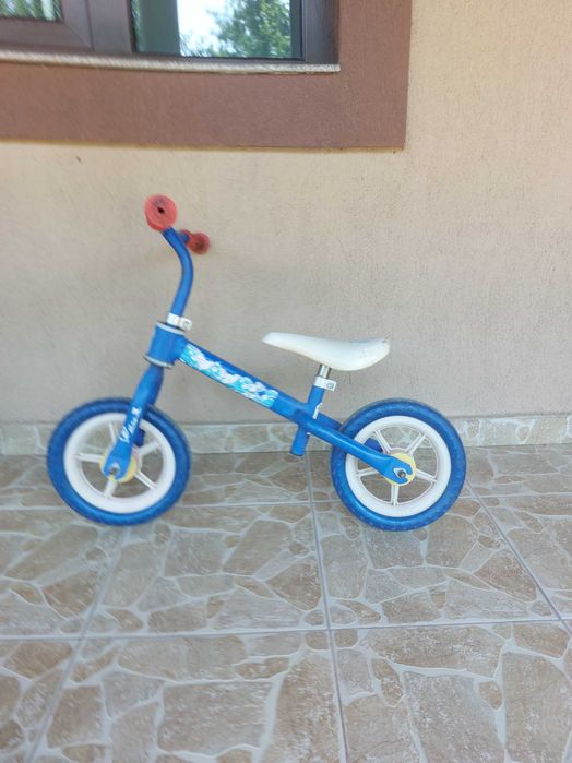 Trotinete, bicicleta