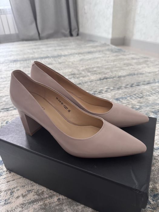 Продам новые туфли