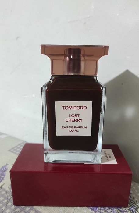 Продам туалетная вода 100мл новый