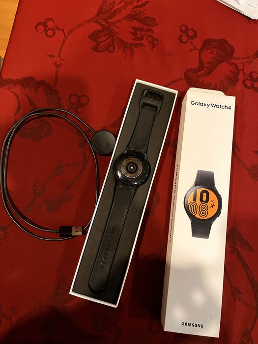 Смарт часовник samsung watch4 44mm