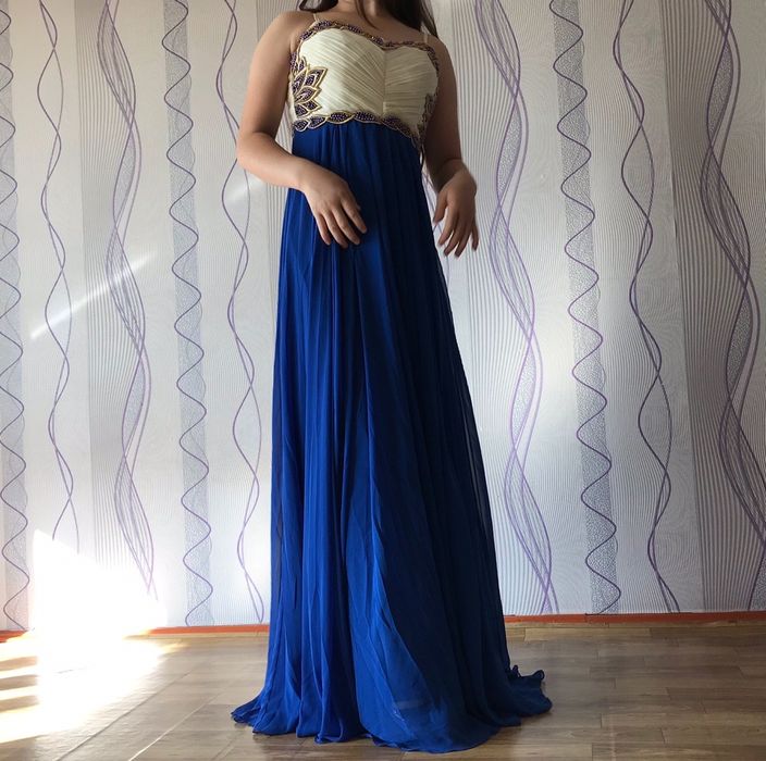 Вечерные платья...