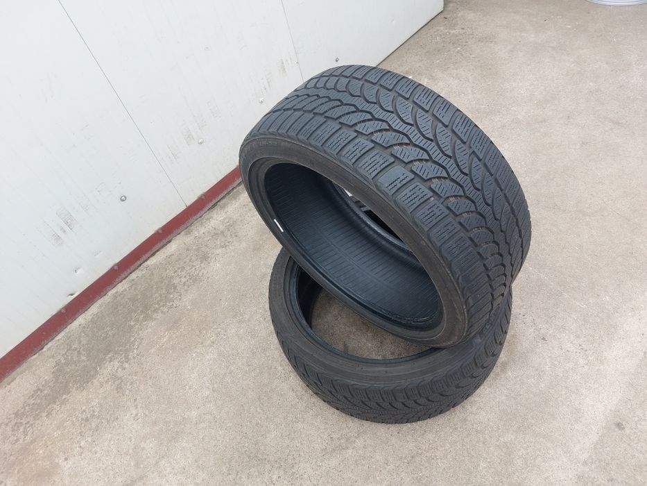 135 lei bucata! Doua anvelope M+S/IARNA 225 40 18 Bridgestone
