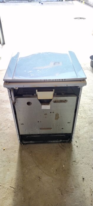 Продам газовую плиту